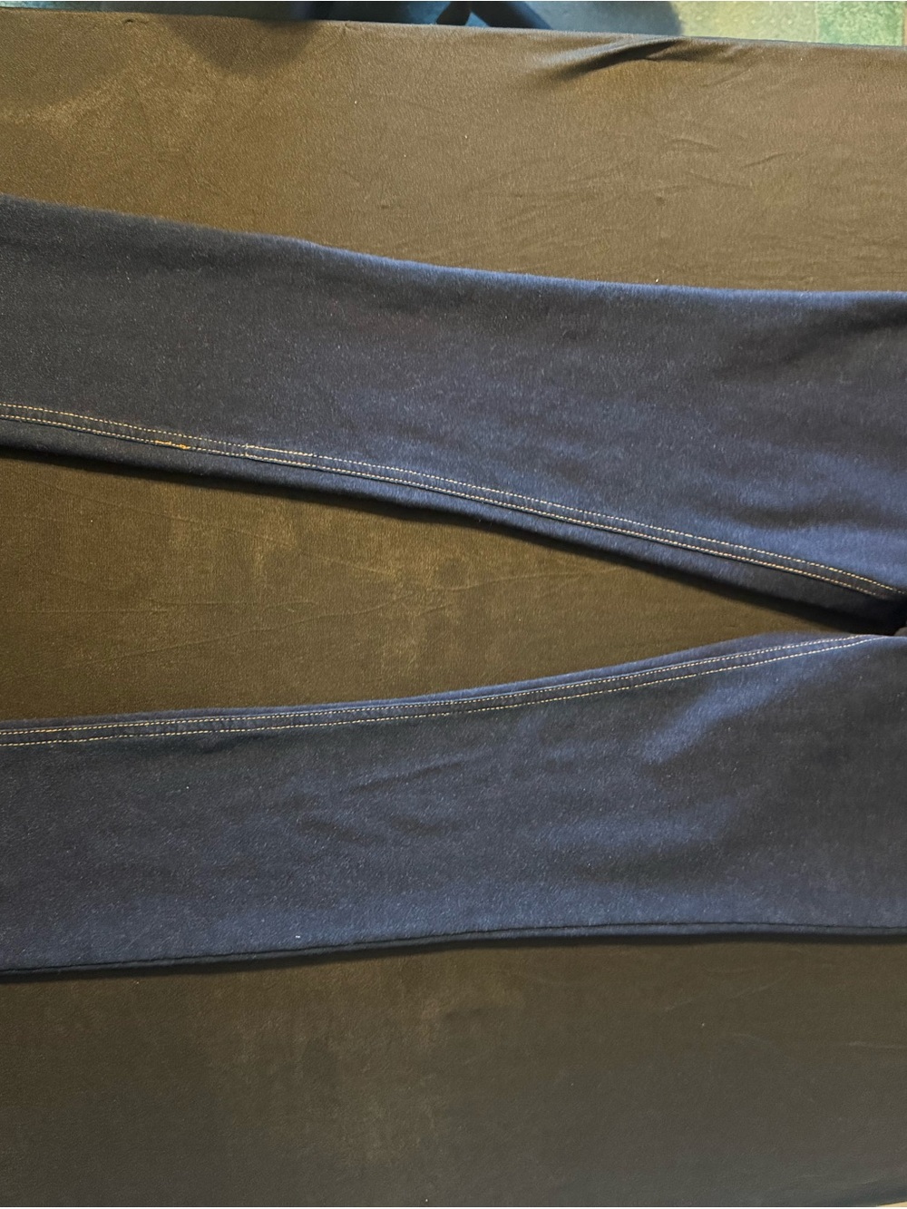Women’s Skinny Stretch Jeans in Deep Navy